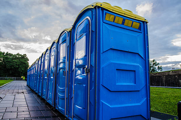 Best Porta potty rental near me  in Bellefontaine, OH